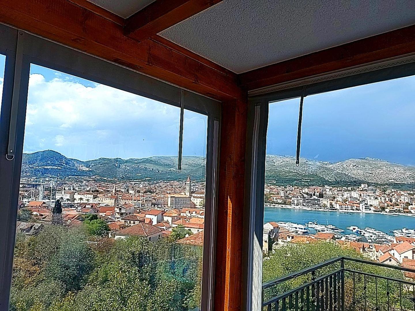 Apartmani Balan S Vanjskim Bazenom Trogir Room photo